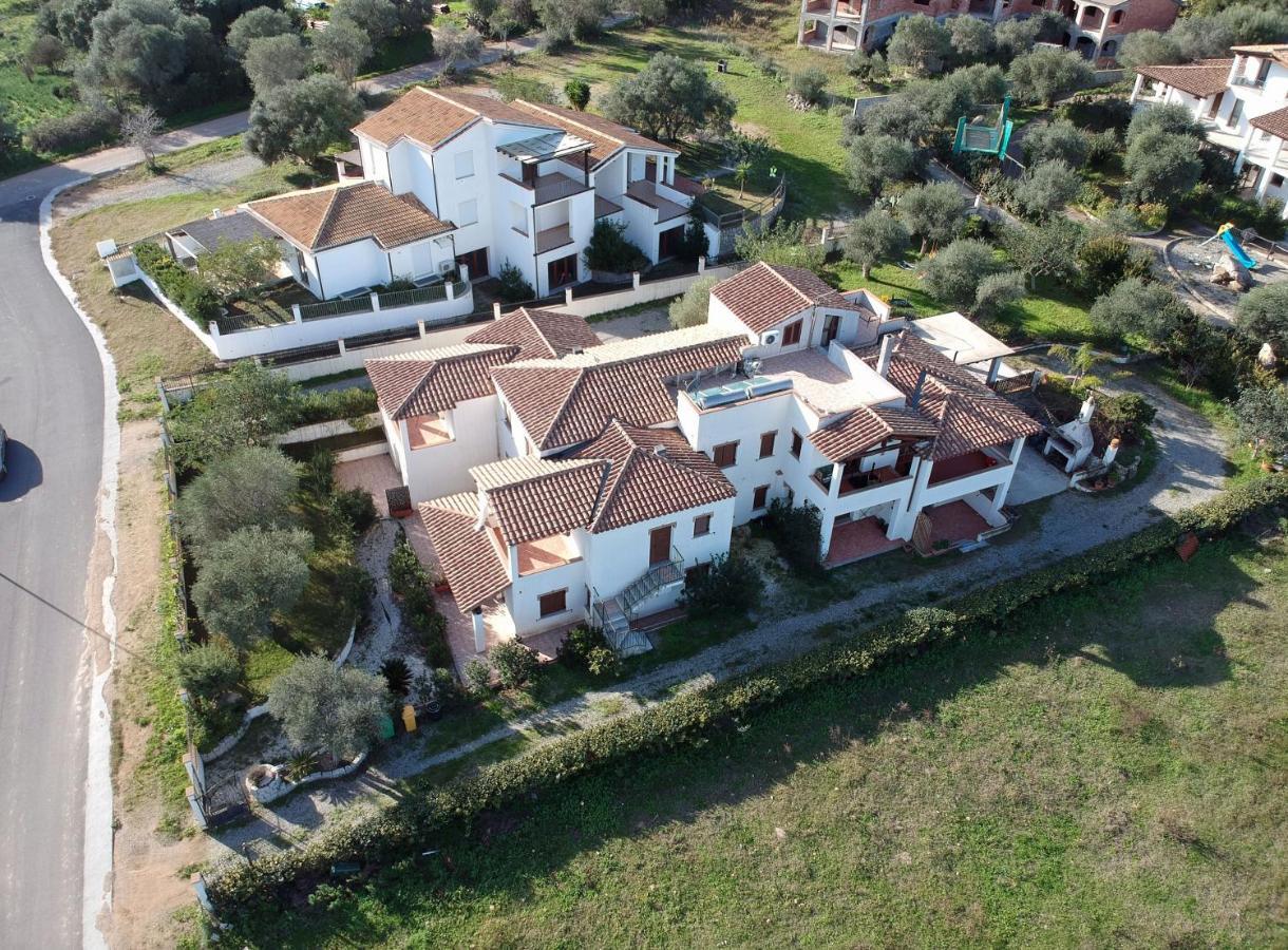 Appartamenti Torre Di Bari 巴里萨尔多 外观 照片