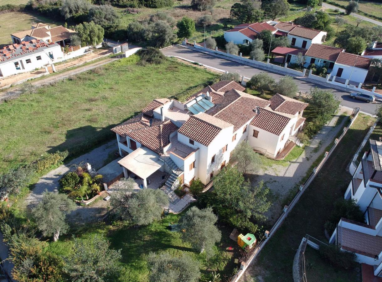 Appartamenti Torre Di Bari 巴里萨尔多 外观 照片